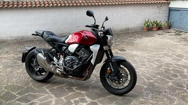 Honda cb1000r