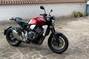 Honda cb1000r