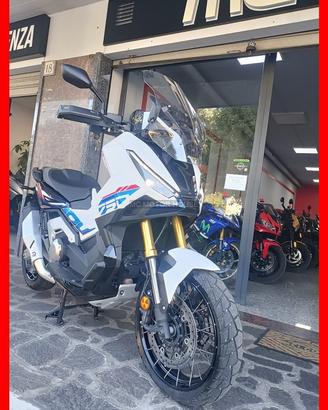 Honda xadv 750 *anniversary*permute*rate*garanzia