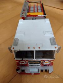 Autopompa NYC, scala 1.43