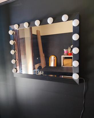 Specchio con led