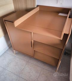 Fasciatoio e cassettiera