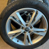 Cerchi originali audi da 19 con gomme