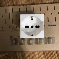 Matixgo bticino 10 sciuko 10-16A bianca