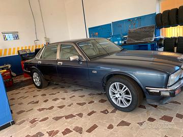 JAGUAR XJ6 4.0 SOVEREIGN MANUALE DEL 1992