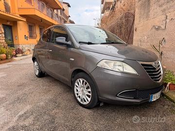 Lancia ypsilon 2011 1.3 diesel 95 cv