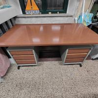 Scrivanie vintage anni '80 struttura in ferro