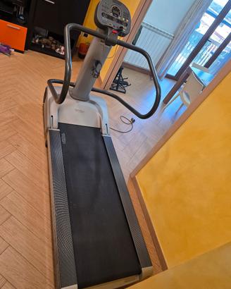 tapis roulant tecnogym spazio forma