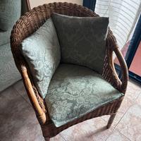 Sedia poltrona di vimini con 3 cuscini