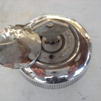 Tappo serbatoio benzina