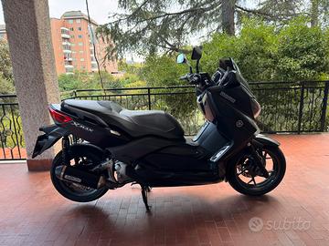 Xmax 250 2016 MOMODESIGN