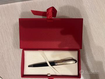 Penna a sfera Roberta di Camerino