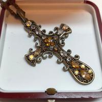 Collana Vintage Con Ciondolo a Croce Crocifisso