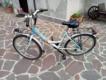 Bicicletta ragazza