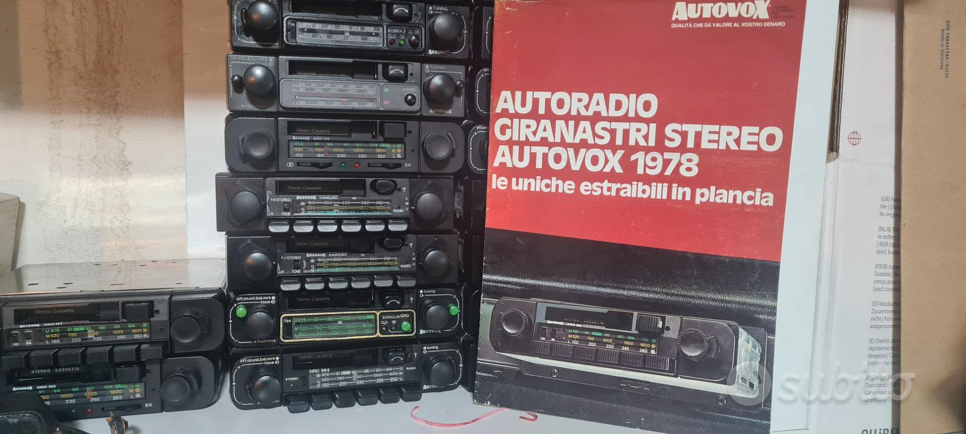 Radio stereo lettore musicassette anni '70 – Uranya Ross – The