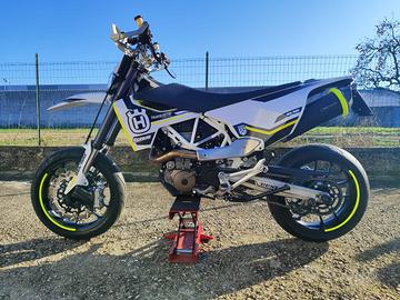 Husqvarna 701 SM Supermoto 2019