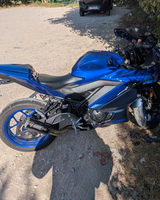 Yamaha r3 2023