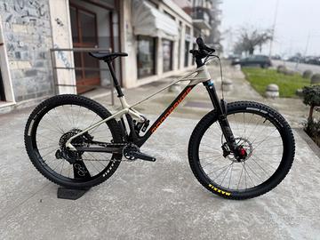 MONDRAKER FOXY CARBON R tg M