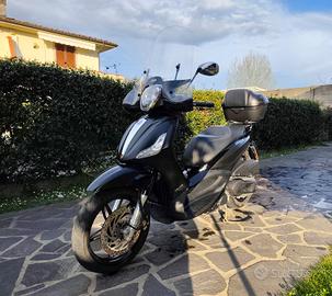 Piaggio Beverly Police 350