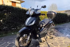 Piaggio Beverly Police 350