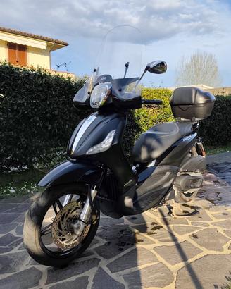 Piaggio Beverly Police 350