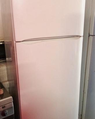 Frigo indesit  