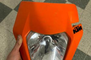 Faro ktm