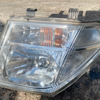 Faro lato guida nissan navara