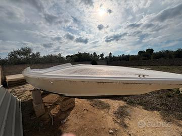 Scafo 6,50 mt carrello omologato