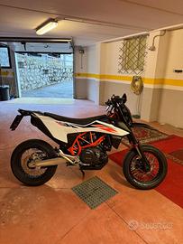 KTM 690 SMC-R depo A2 libretto