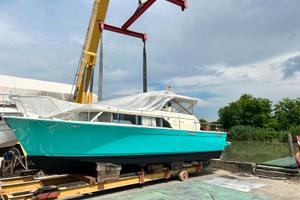 Chris Craft Commander 31