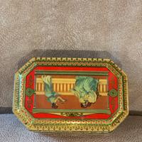 Scatola di latta Vintage