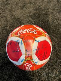 Pallone Coca-Cola autografato da Gattuso