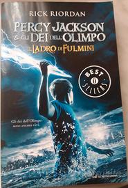 IL LADRO DI FULMINI (Percy Jackson)