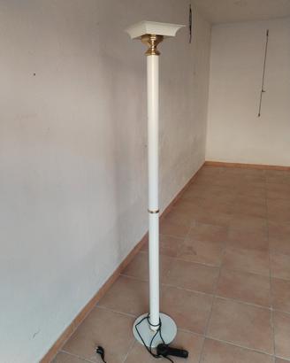 Lampada Alogena  di Design Post Moderno