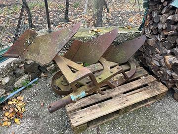 Aratro uso agricolo a 3 punti