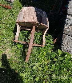 Carriola in legno