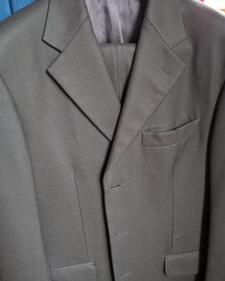 Vestito completo uomo marrone