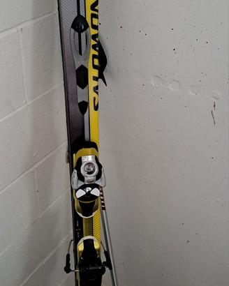 sci Salomon e scarponi Roxa