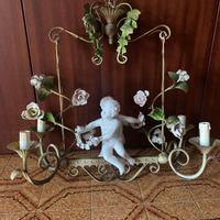 lampadario di bassano con putti in porcellana