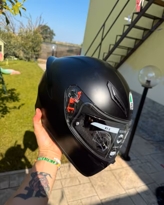 Casco agv k1s