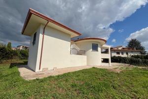 VILLA SINGOLA A GENZANO DI ROMA