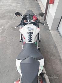Rsv4 1000 anno 2010