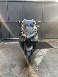 Yamaha T Max 560 Base