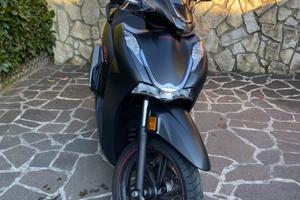 Honda sh 350 sport