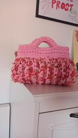 Borsa bauletto artigianale rosa fantasia fiori