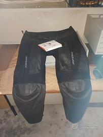 Pantaloni moto