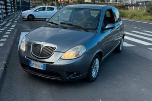 Lancia ypsilon Automatica