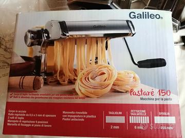 Macchinetta per pasta sfoglia