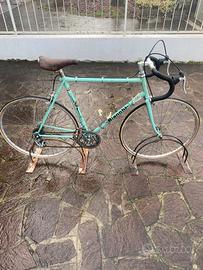 Bianchi da corsa ruota 24